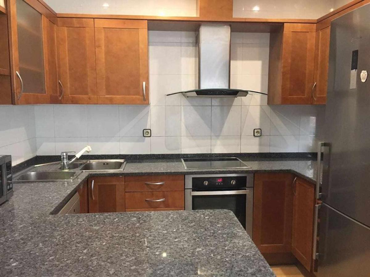 Nice And Quiet Flat In Premia De Mar Hutb ภายนอก รูปภาพ